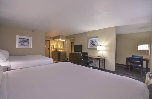 Fayetteville Hotel | Holiday Inn Express Fayetteville- Univ of AR Area by IHG