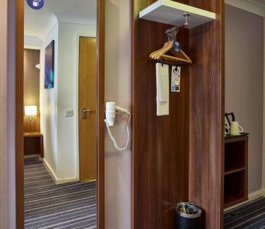 Glenrothes Hotel | Holiday Inn Express Glenrothes by IHG