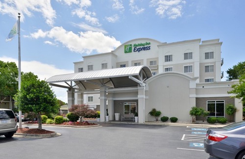 Mooresville Hotel | Holiday Inn Express Hotel & Suites Mooresville - Lake Norman, an Ihg Hotel