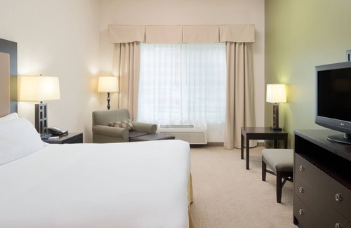 Sequim Hotel | Holiday Inn Express Hotel & Suites NORTH SEQUIM by IHG