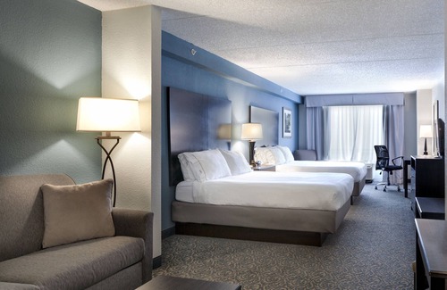 Arcadia Hotel | Holiday Inn Express Hotel and Suites Arcadia by IHG
