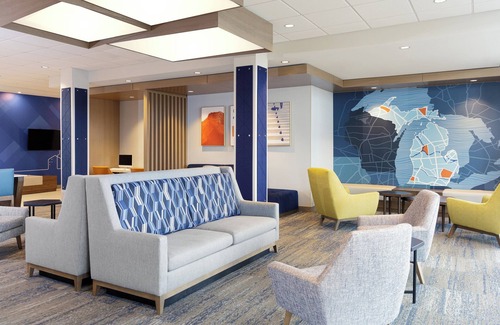 Logan Hotel | Holiday Inn Express Logan by IHG