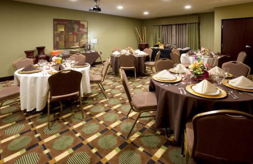 Marble Falls Hotel | Holiday Inn Express Marble Falls by IHG