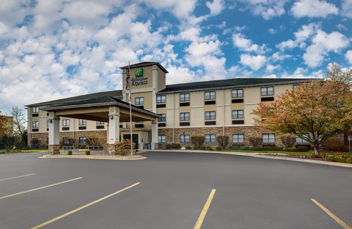 Marshall Hotel | Holiday Inn Express Marshall, an Ihg Hotel