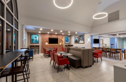 Minden Hotel | Holiday Inn Express Minden