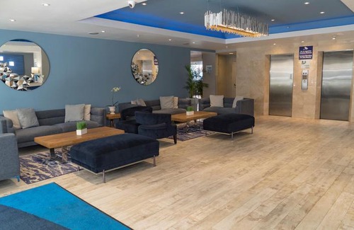 Condado Hotel | Holiday Inn Express San Juan Condado
