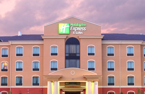 Van Buren Hotel | Holiday Inn Express Suites Van Buren-Ft Smith Area, an Ihg Hotel