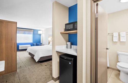 Tumwater Hotel | Holiday Inn Express & Suites Tumwater – Olympia by IHG