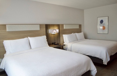 University Park Hotel | Holiday Inn Express & Suites College Station by IHG