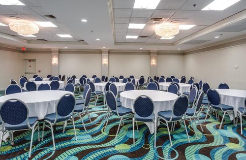 Springfield Hotel | Holiday Inn Express Washington DC - Springfield