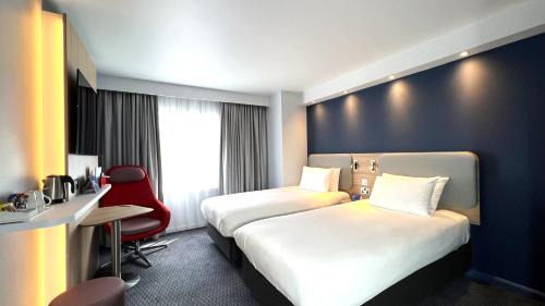 Windsor Hotel | Holiday Inn Express Windsor by IHG