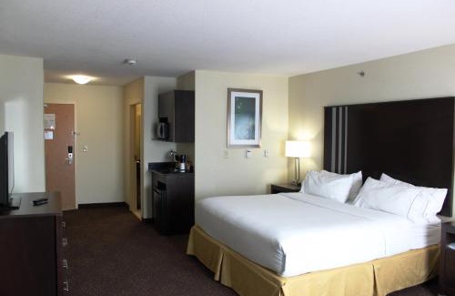 Yorkton Hotel | Holiday Inn Express Yorkton East by IHG