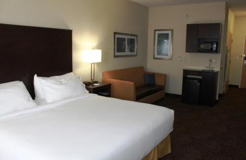 Yorkton Hotel | Holiday Inn Express Yorkton East by IHG