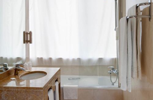 Sao Joao de Deus Hotel | Holiday Inn Lisbon by IHG