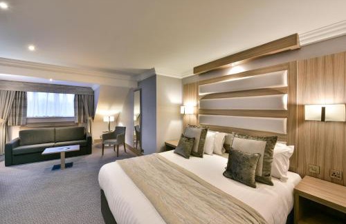 Bardsley Hotel | Holiday Inn - Manchester - Oldham by IHG