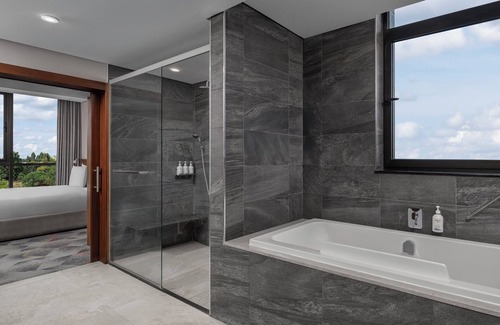Nairobi Hotel | Holiday Inn Nairobi Two Rivers Mall by IHG