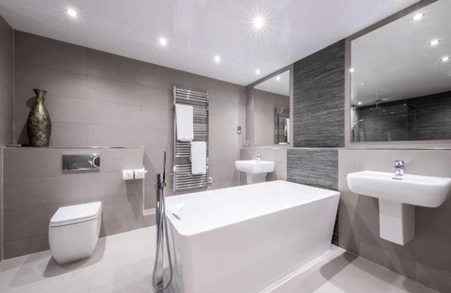 East Boldon Hotel | Holiday Inn Newcastle South by IHG