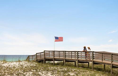 Pensacola Beach Resort | Holiday Inn Resort Pensacola Beach by IHG