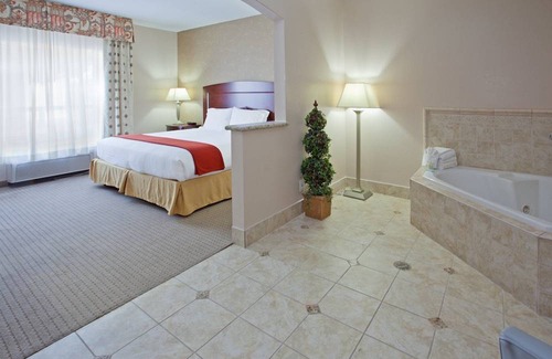 University Park Hotel | Holiday Inn Express Hotel & Suites College Station, an IHG Hotel