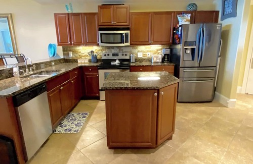 Dauphin Island Condo | Holiday Isle Unit 614 Large & Luxurious with Amazing Views