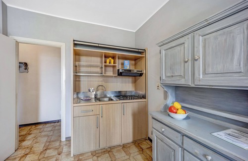 San Bartolomeo al Mare House | Holiday Home 'E2-2 Bilocale Superior Borgo Rovere' close to the Sea with Garden & Wi-Fi