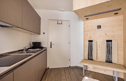 Mareo Apartment | Holiday Apartment "Dui Residenz Bun Sté" with Mountain View, Whirlpool & Garden
