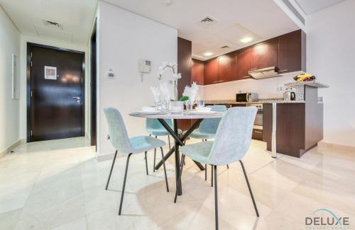 Bur Dubai Apartment | Holiday Rate Chic 1BR with Balcony in Prime Spot BY Deluxe Holiday Homes
