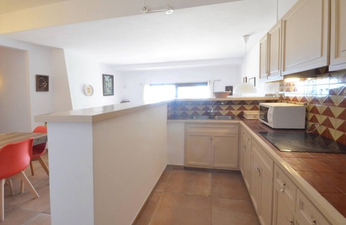 Aiguablava Apartment | Holiday rental apartment with swimming pool in Begur, Sa Tuna