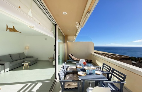 Aiguablava Apartment | Holiday rental apartment with swimming pool in Begur, Aiguablava