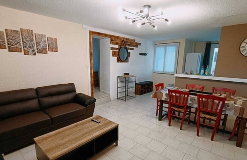 Vallon-Pont-d'Arc Cottage | Holiday village in the heart of Vallon Pont d'Arc