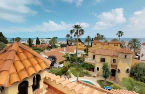 Miami Platja House | Holiday villas Isla Romantica with a beautiful garden, pool, 120 m from the sandy beach