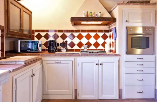 SantʼAndrea di Compito House | Holidayhome Petra - Rustic Tuscan house with pool and view 5 minutes from Lucca