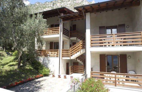 Limone sul Garda Apartment | Holidays apartment in Limone sul Garda - ground floor, right side