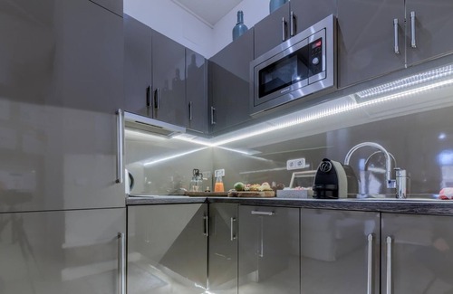 Centro Apartment | Holidays2Malaga Deluxe Constitucion Home