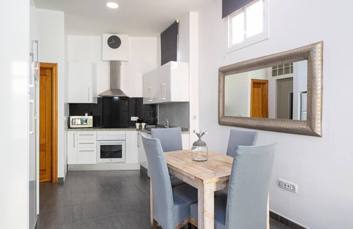 La Merced Apartment | Holidays2Malaga Dos Aceras