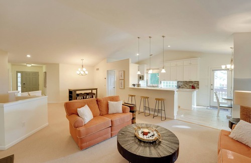 Holland House | Holland Home: Walk to the Beach!