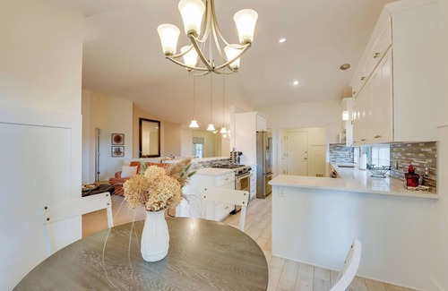 Holland House | Holland Home: Walk to the Beach!