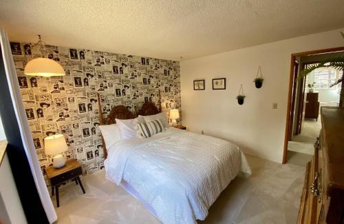 Orchard District House | Hollinshead Haven Home with BBQ & Free Wifi - 30 days min home
