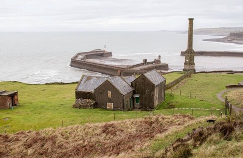 Whitehaven House | Holly House- 2 Bedroom House