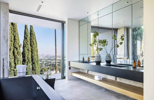 Hollywood House | Hollywood Hills Designer Estate, Gated, Pool, with 270 Degree Views