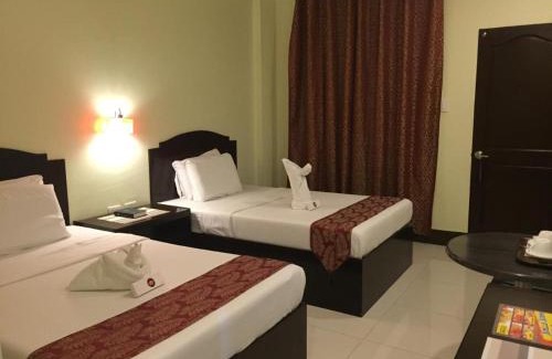 General Santos Hotel | Hollywood Suites