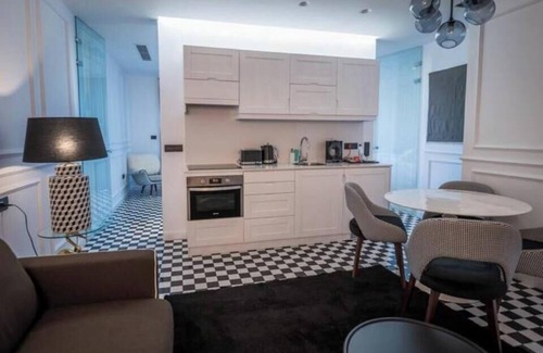 St. Julian's Apartment | HOLM Boutique & SPA - Executive Suite, Spa Bath
