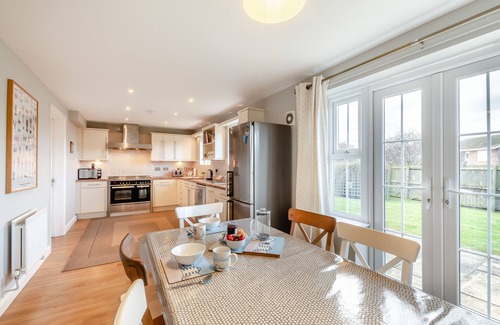 Beadnell House | Holmeside - Five Bedroom House, Sleeps 9