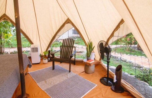 Dominical RV Rental | Holos Retreat Center: The Entire Ridge Basecamp