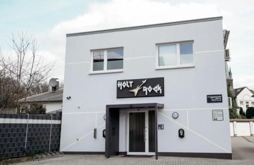 Oberhausen Apartment | HoltRock