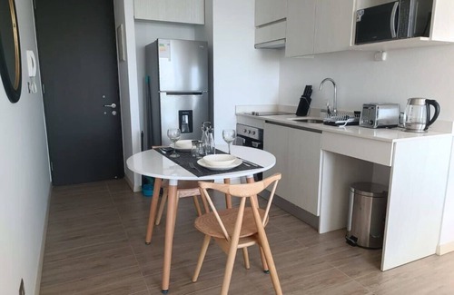 Historical District Apartment | HOM| 1D1B Frente al Mall con Terraza VistaalMar PNM