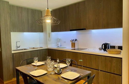 Puerto Varas Apartment | HOM I Acogedor con piscina temperada y estacionamiento