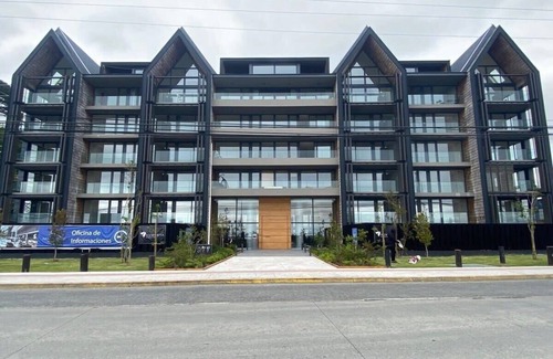 Puerto Varas Apartment | HOM I Amplio Depto con Piscina y Estacionamiento Privado 1002