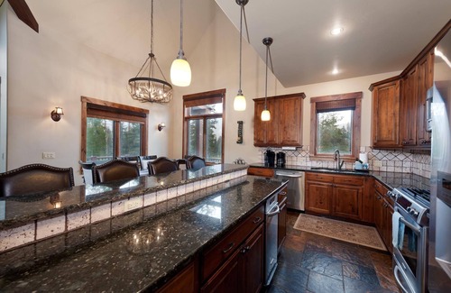 Purgatory House | Home Across from Purg - Views, Deck/Fire Pit/Ping Pong/Shuffleboard