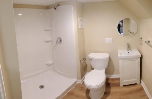 South Central Omaha House | Home away from home. 10 minutes from major Omaha attractions.